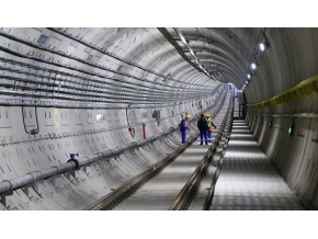 智慧軌道檢修高精度定位系統(tǒng)為高速鐵路安全出行